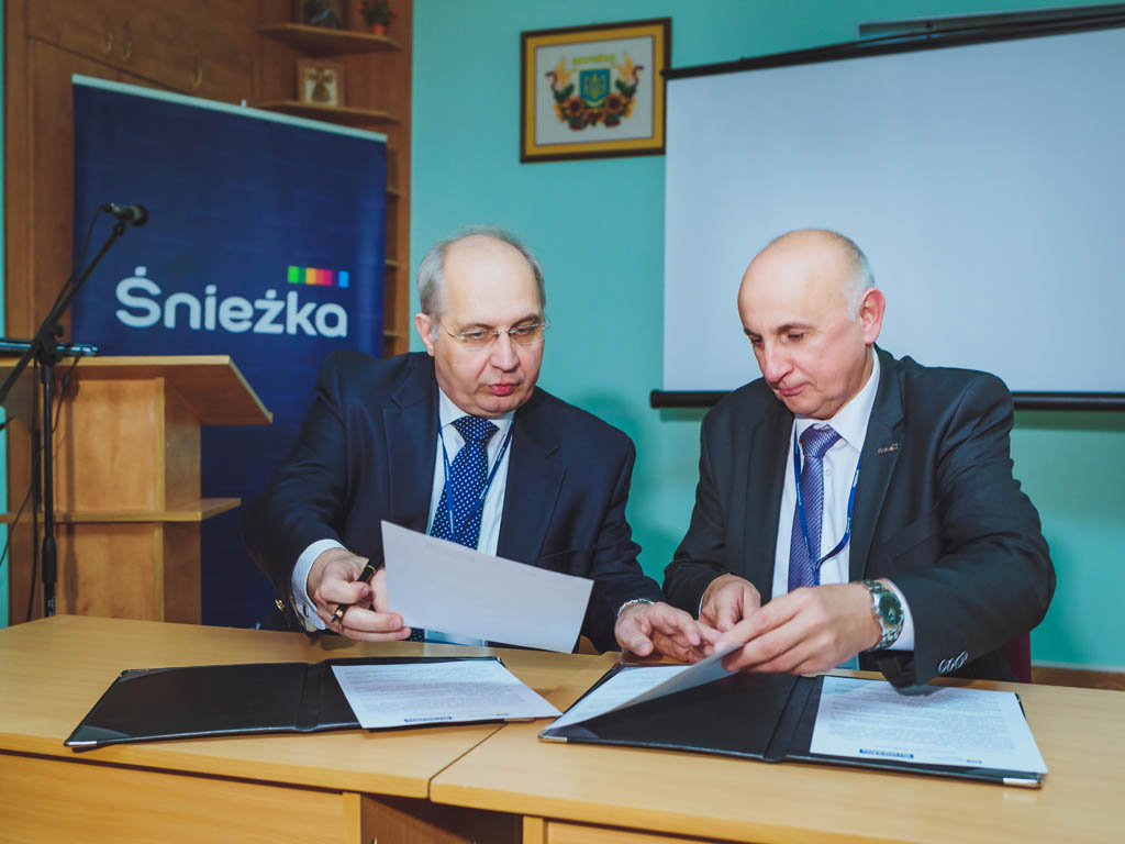 Навчально-практичний центр «Śniezka»